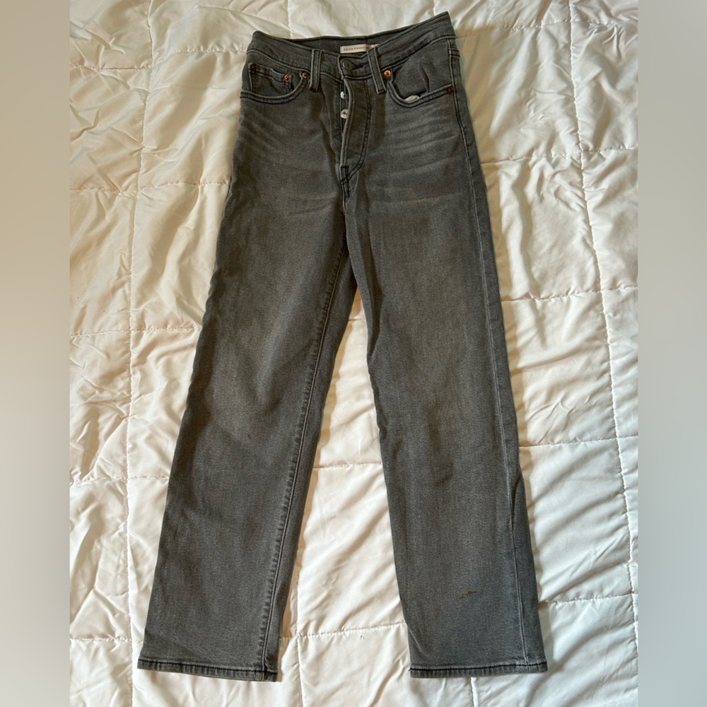 Levi’s Ribcage Straight Leg Jeans